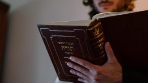 希伯来语与意第绪语，有何不同？